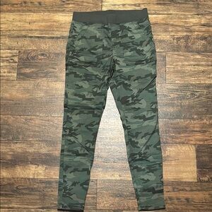 No Boundaries Green Camo Kids Pants